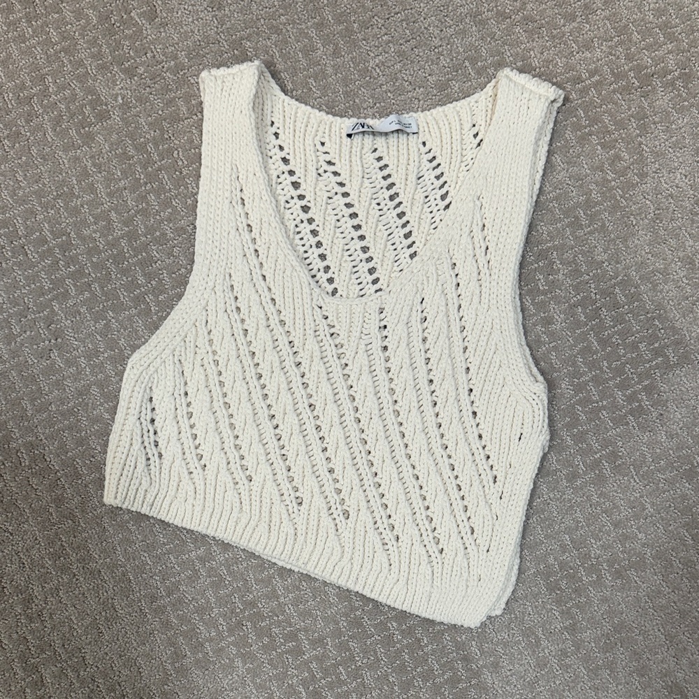 3 for $33 Zara Ivory Knit Crop Top